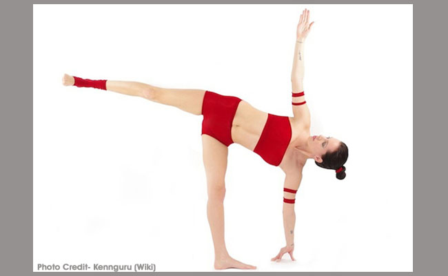 Ardha Chandrasana